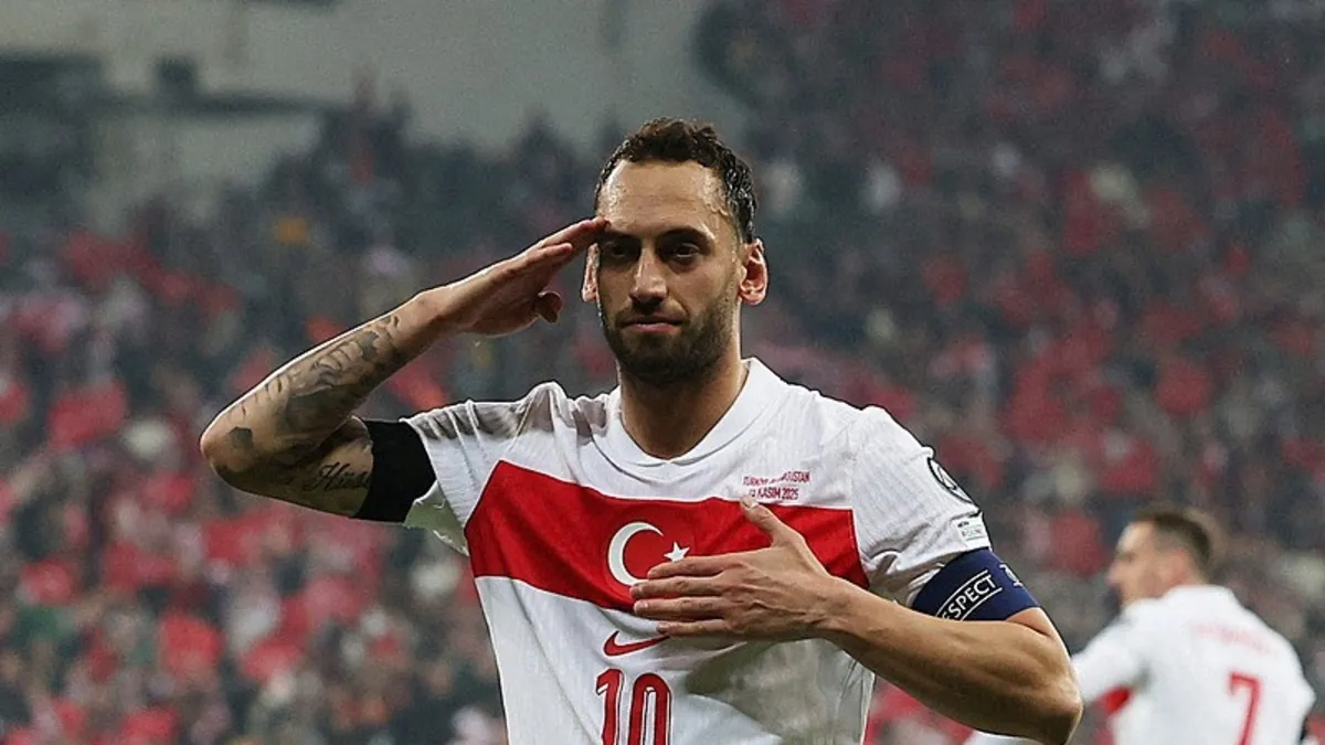 Galatasaray'dan Hakan Çalhanoğlu çıkarması! İşte ödenecek rakam