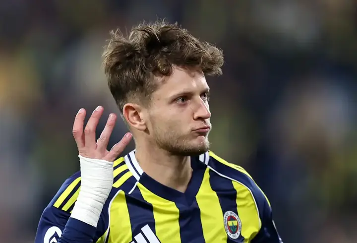 Fenerbahçe'de ayrılık kapıda! Szymanski yönetimle görüştü...