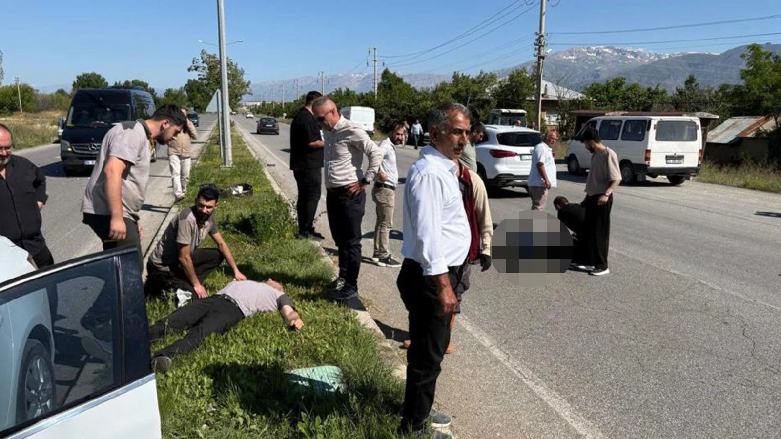 Otomobil ve motosiklet çarpıştı: 1 ölü, 1 yaralı