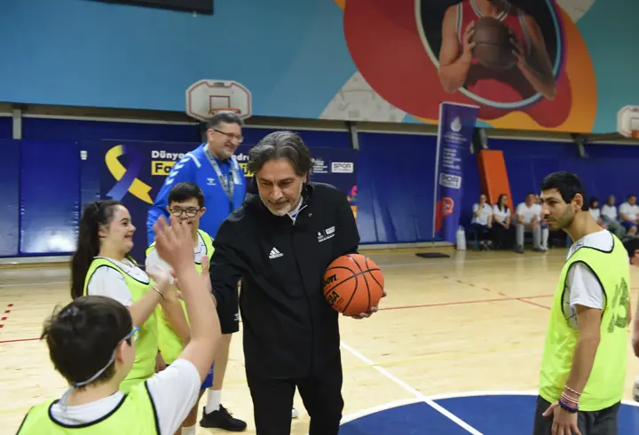 Özel gereksinimli bireyleri sporla buluşturdular