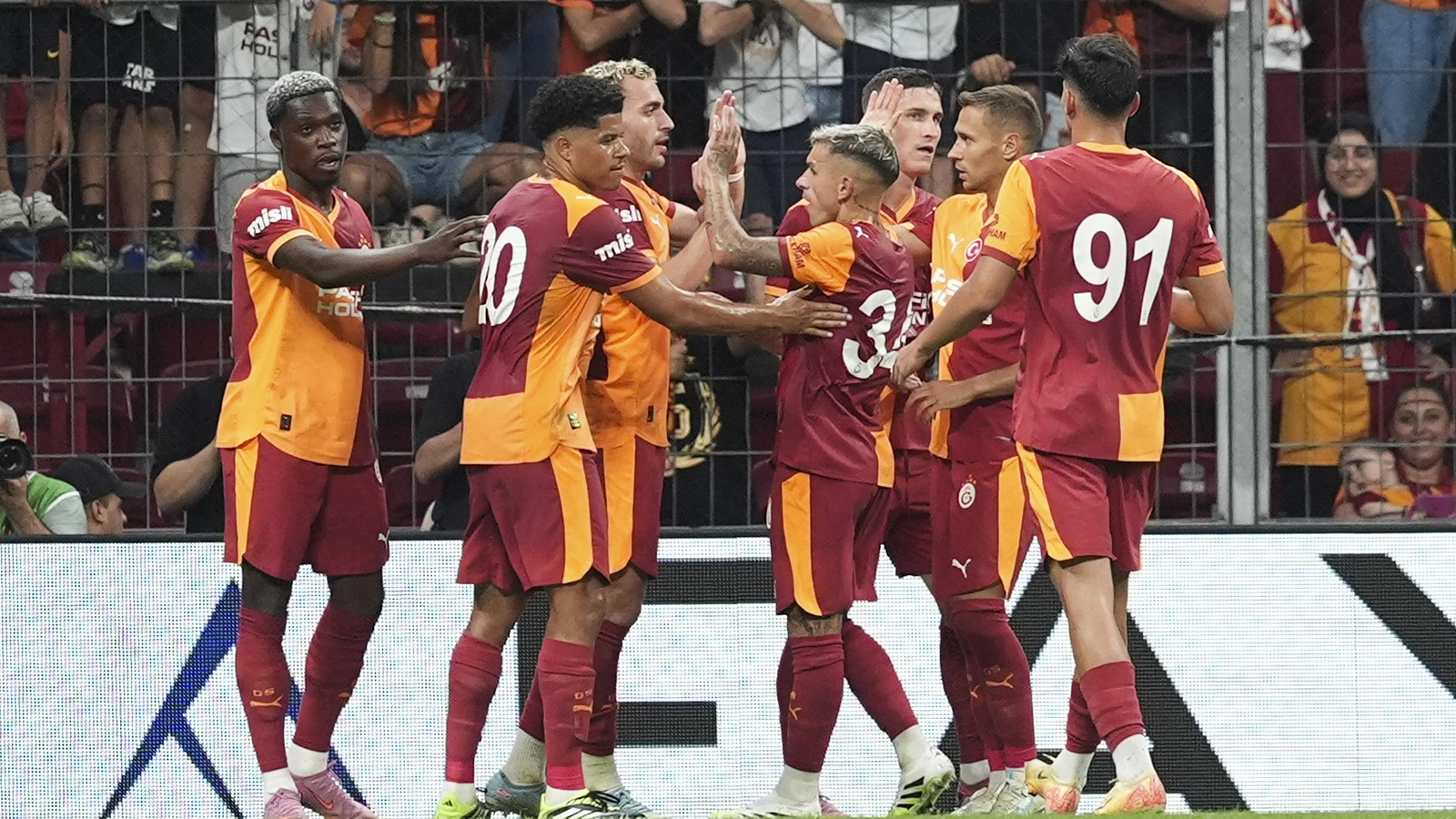 Galatasaray'ın Süper Lig tarihi! En kötü sezondan 5. yıldıza...