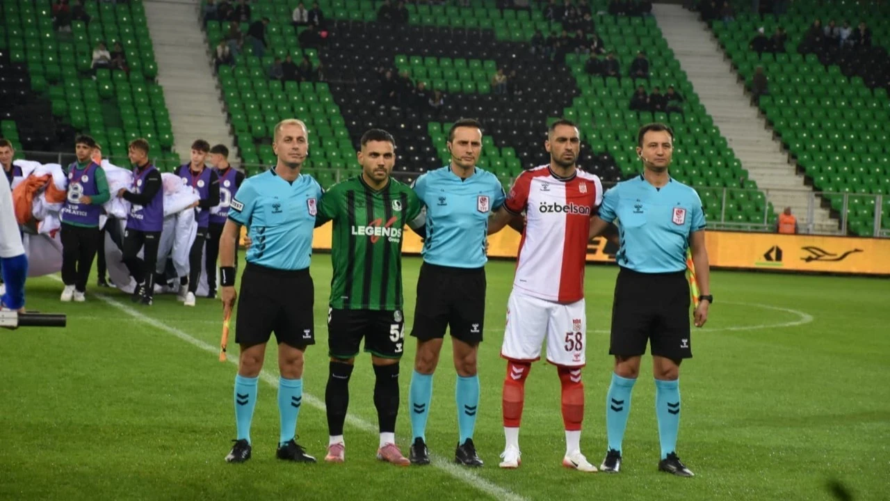 Sakaryaspor’a 7 yabancı şoku: PFDK kararını açıkladı