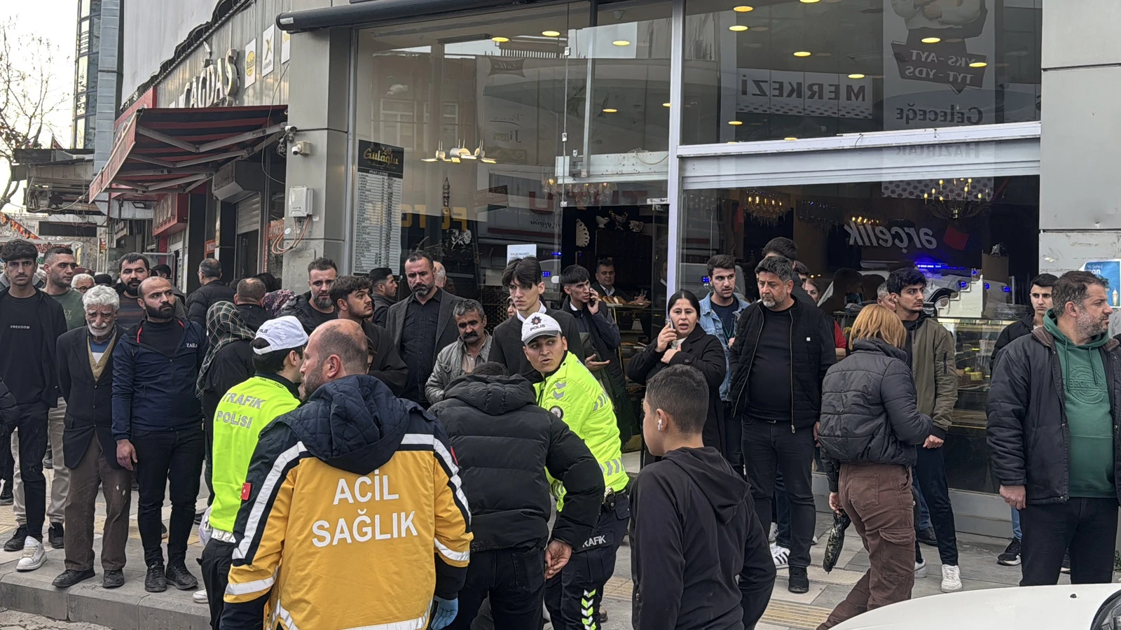 Adıyaman'da iki grup arasında bıçaklı kavga! 4 kişi yaralandı