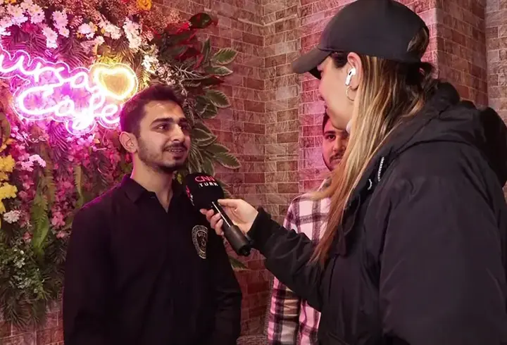 Halepli 2 kardeşin vefası... Türkiye'den Suriye'ye giden 2 kardeş "Bursa Kafe"yi açtı