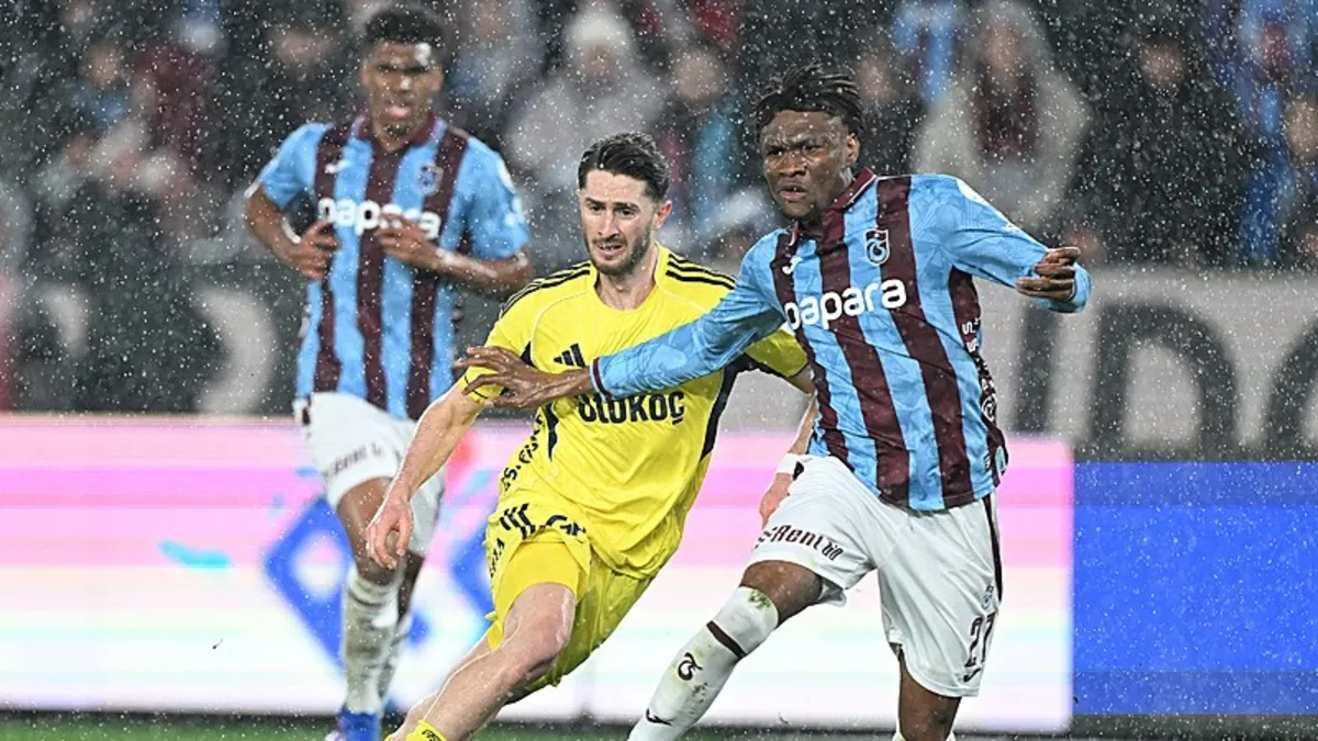 Dev derbide Fenerbahçe deplasmanda Trabzonspor'u mağlup etti!