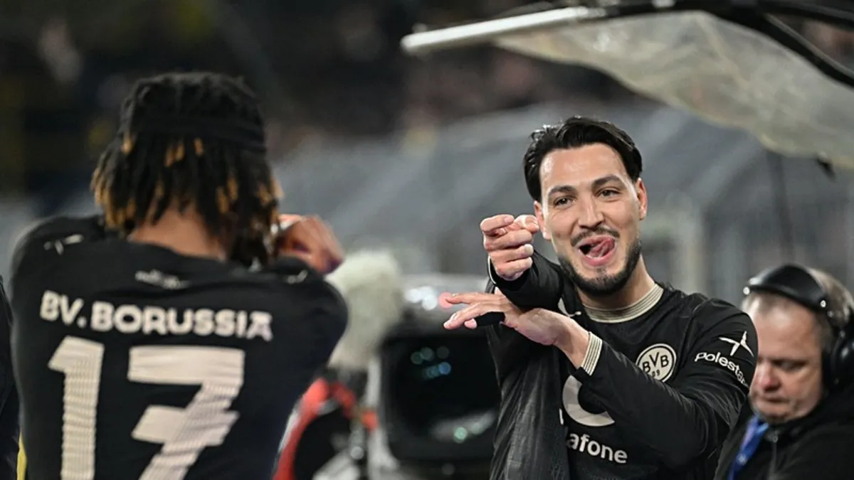 Borussia Dortmund, Hamburg'a 10 dakikada 3 gol atarak kazandı!