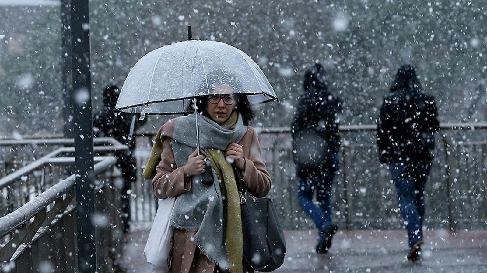 Meteoroloji il il saydı, uyardı! Sağanak yağış ve kar geliyor...