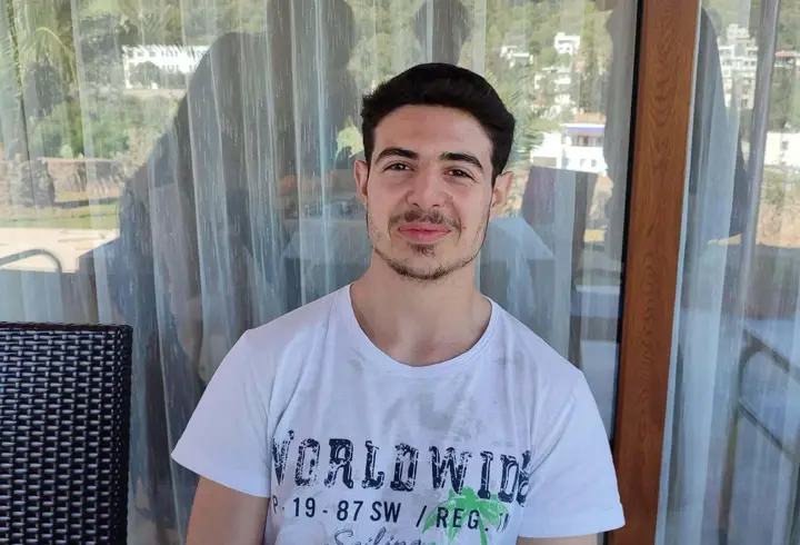 Babası gibi kanserden yaşamını yitiren Levent Kaan, toprağa verildi