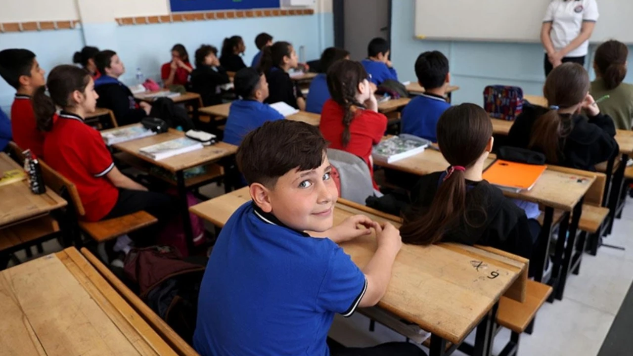 Okullar ne zaman açılacak? Yaz tatili ne zaman bitiyor? Yeni eğitim yılı takvimi...