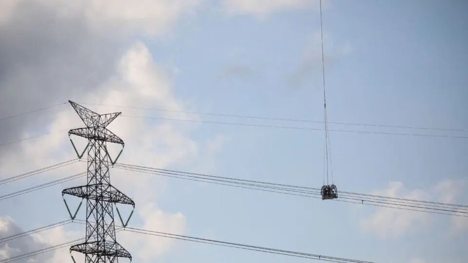 "Elektrik ve doğalgazda gelecek birkaç ay fiyat artışı planlanmıyor"