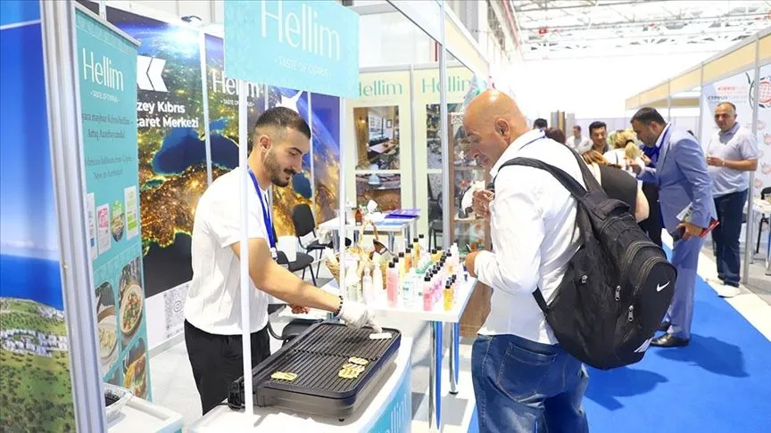 Bakü'de "2. Türk Ticaret Fuarı" açıldı
