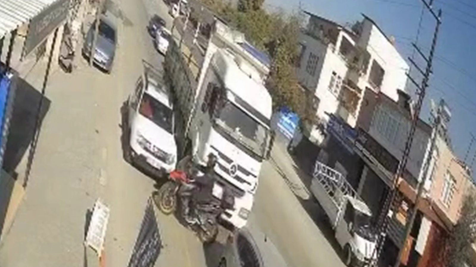 Hatay'da hatalar silsilesi kazayı getirdi! O anlar kamerada