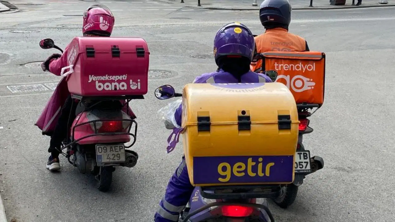 15 Ekim İstanbul'da Motokuryeler Çalışmıyor Mu? Yemek/Market Siparişleri Olmayacak Mı?