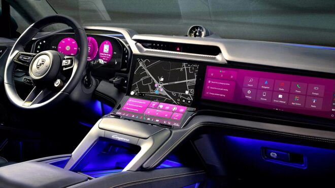 Tamamen elektrikli Porsche Cayenne, üç farklı ekranla geliyor