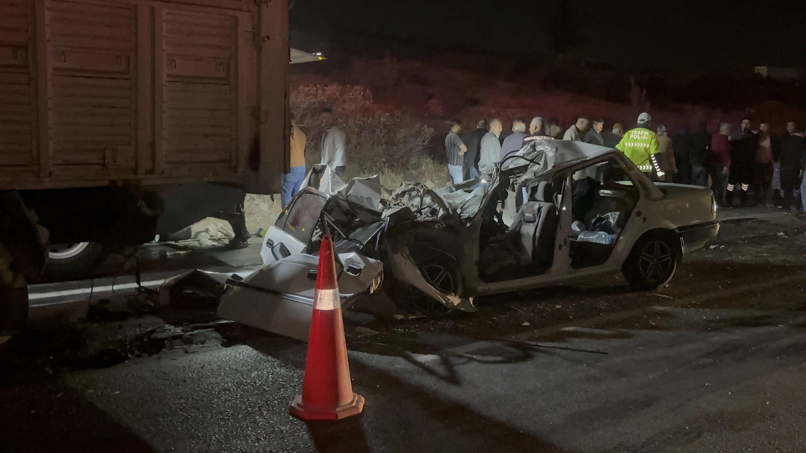 Gaziantep'te feci kaza! 3 kişi öldü