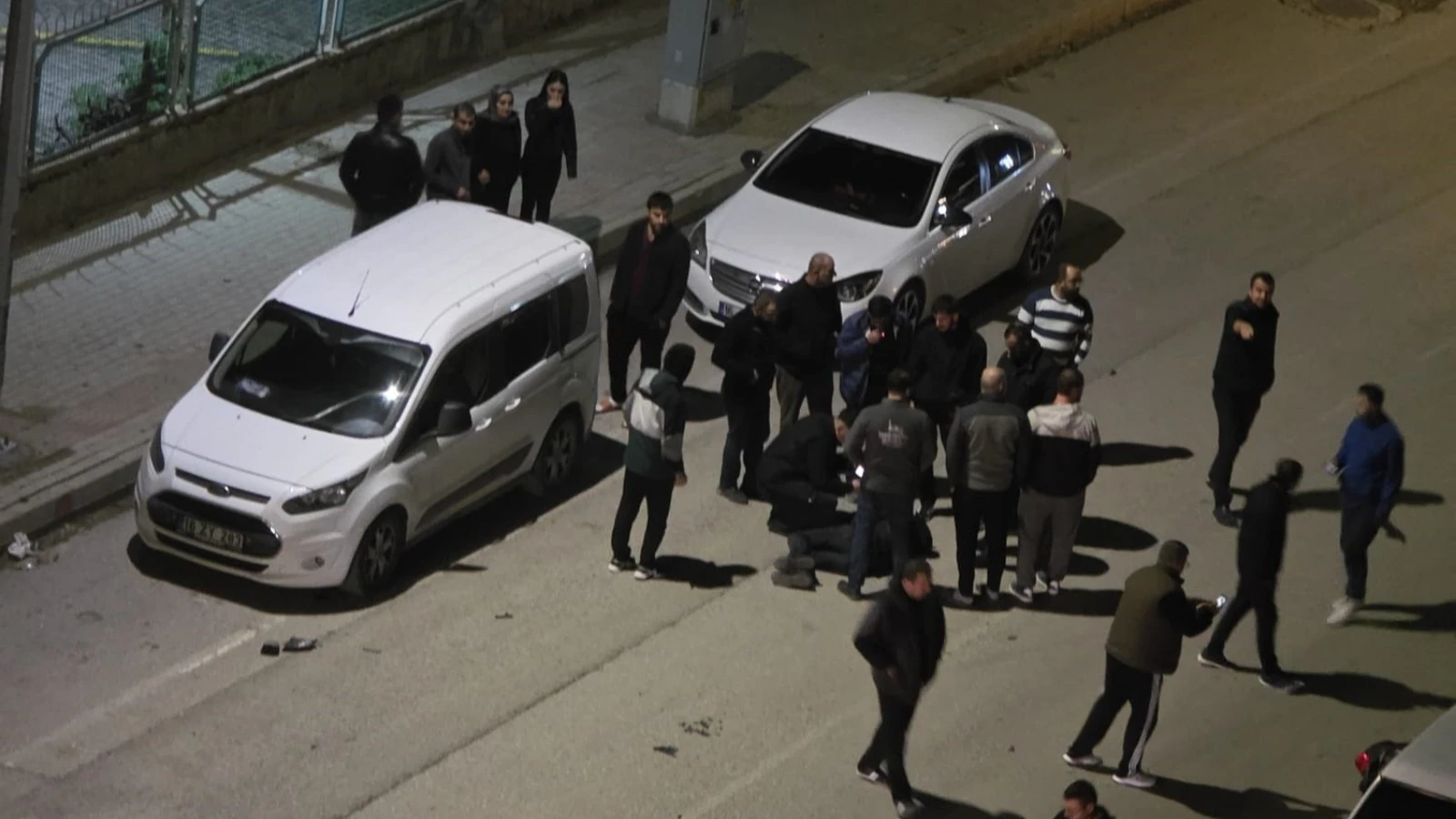 Bursa'da otomobille çarpışan motosiklet sürücüsü yaralandı