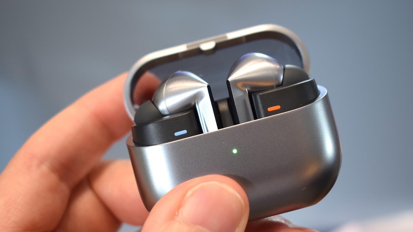 Galaxy Buds 3 serisi, Gemini yapay zeka desteği kazanıyor