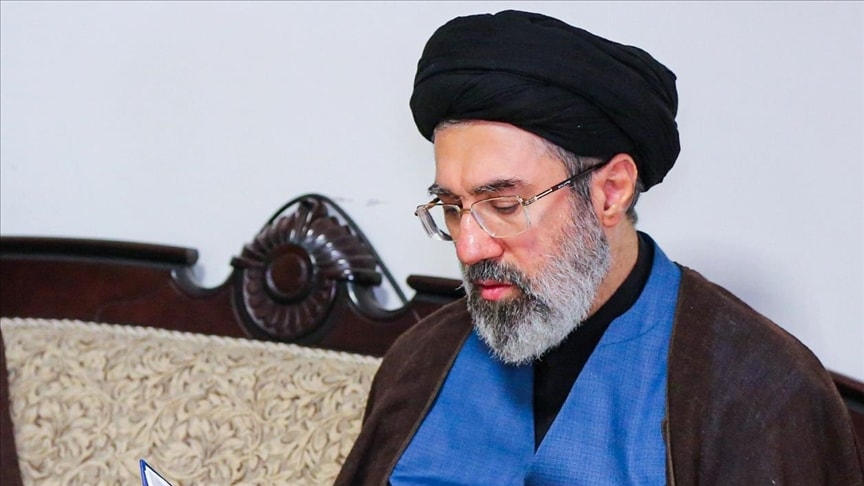 İran'ı karıştıracak Hamaney iddiası: Ülkeyi generaller yönetiyor
