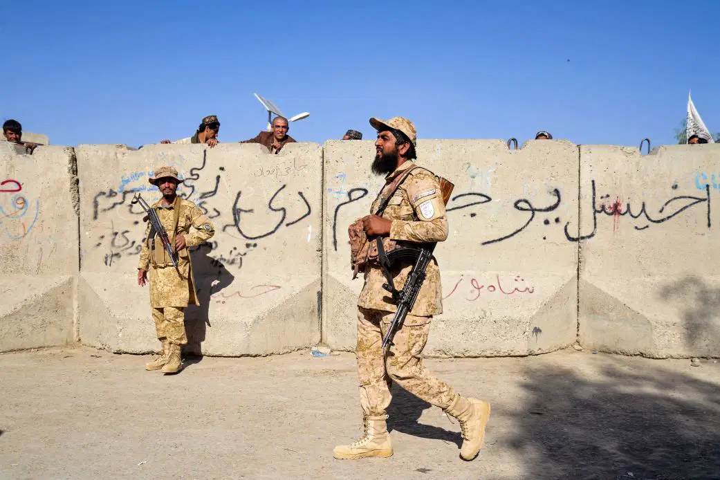 Sınır Hattında Gerilim: Pakistan Ordusu Taliban Mevzilerini Vurdu