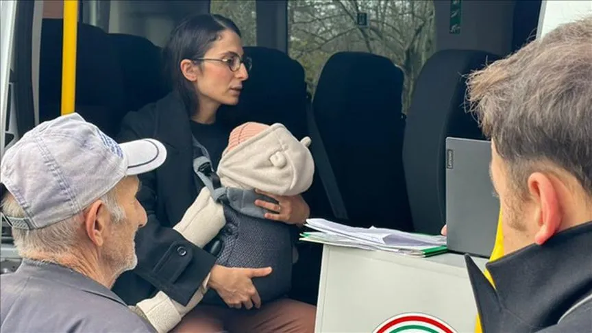 Adalet Bakanı Tunç'tan kucağında bebeğiyle keşfe çıkan hakime tebrik