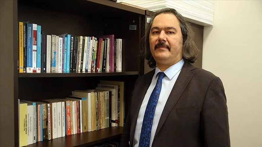 Uzmanından yapay zeka gerçeklik algısını değiştiriyor uyarısı