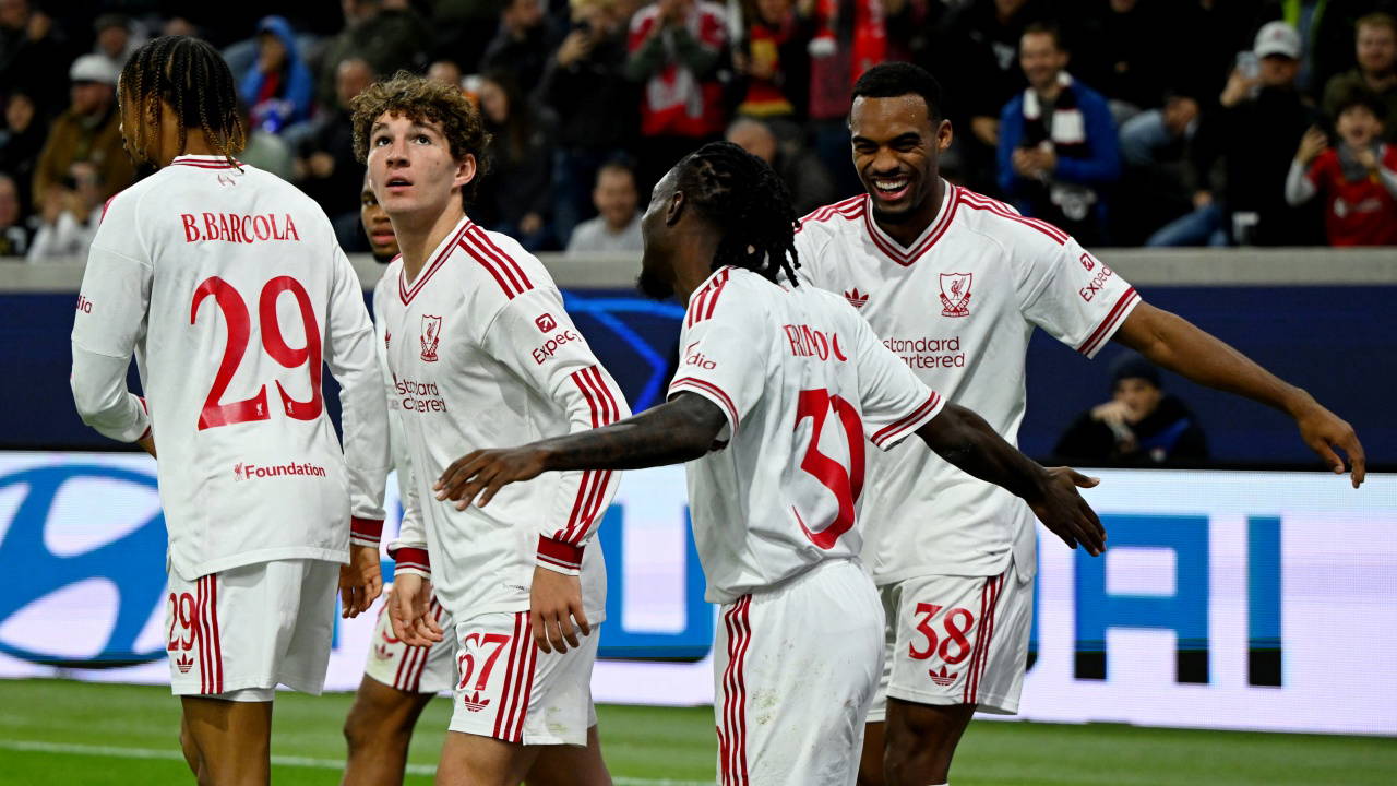 Bradley Barcola hat-trick yaptı: Liverpool 9 gollü maçta farklı kazandı!