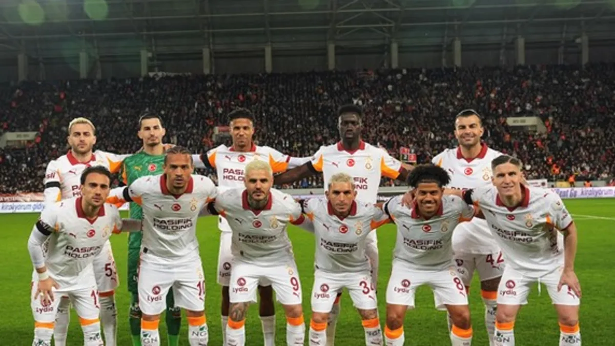 Galatasaray'ın yıldızına Premier Lig'den 2 talip birden! Fenerbahçe derbisinde...