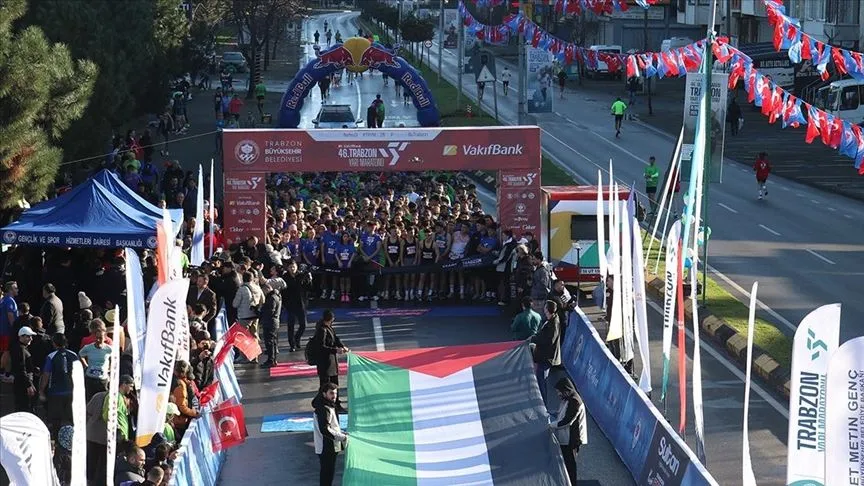 VakıfBank 46. Uluslararası Trabzon Yarı Maratonu veteranların ilgi odağı oldu
