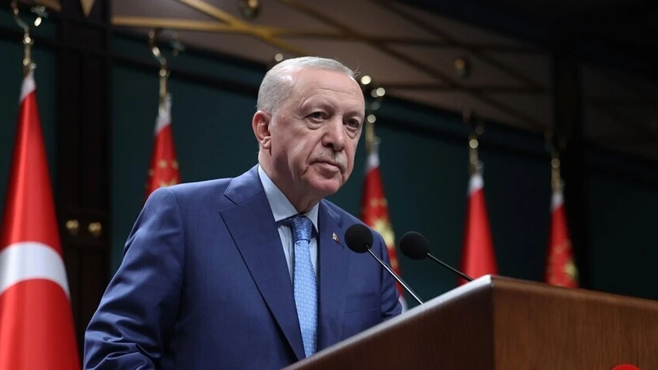 Cumhurbaşkanı Erdoğan'dan 30 Ağustos mesajı: Türkiye'yi kutlu mücadelesinden kimse vazgeçiremeyecek