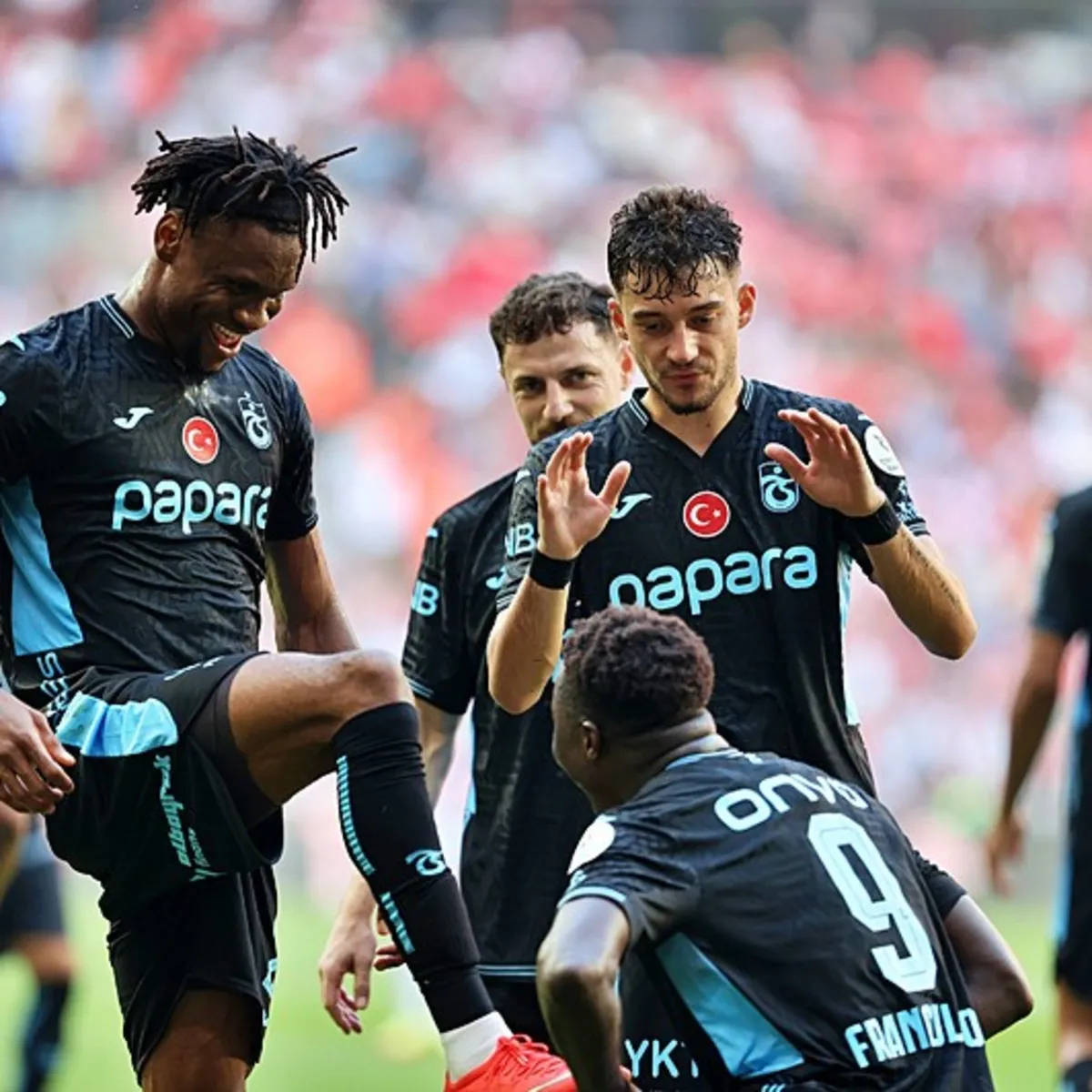 Trabzonspor Konferans Ligi'ne Galibiyetle Başlamak İstiyor! İşte Reis'in Muhtemel 11'i