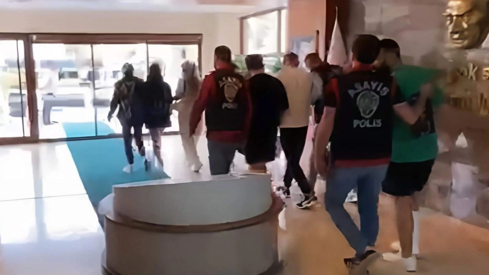 Fethiye’de suç örgütlerine yönelik operasyon: 11 gözaltı, 4 tutuklama