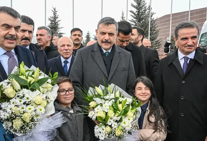 Bakan Tekin'den CHP'ye Tosun Paşa filmi benzetmesi
