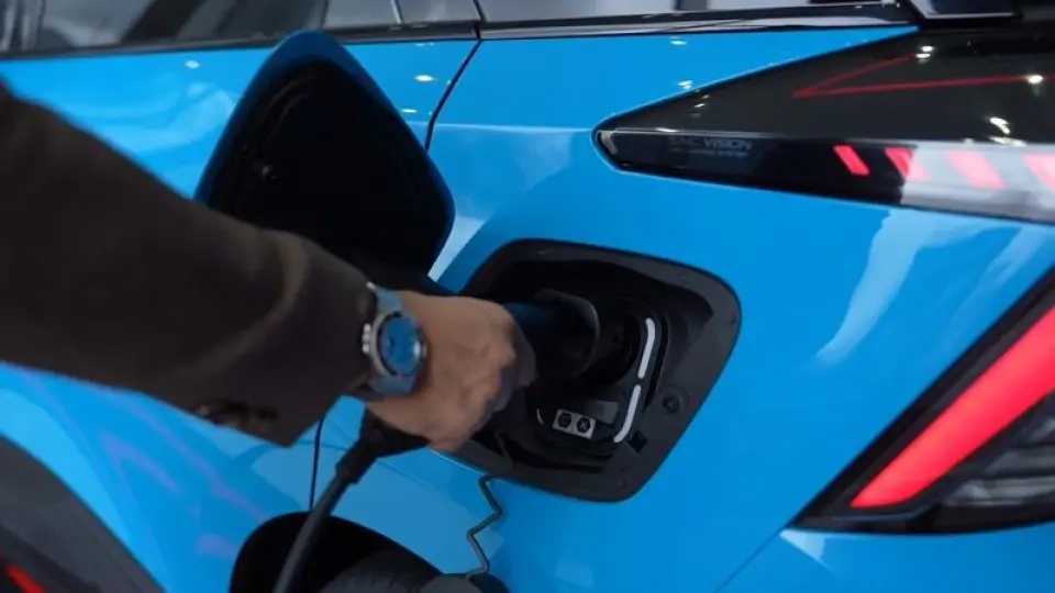 Türkiye'de trafiğe kaydı yapılan elektrikli araç sayısı iki katına çıktı