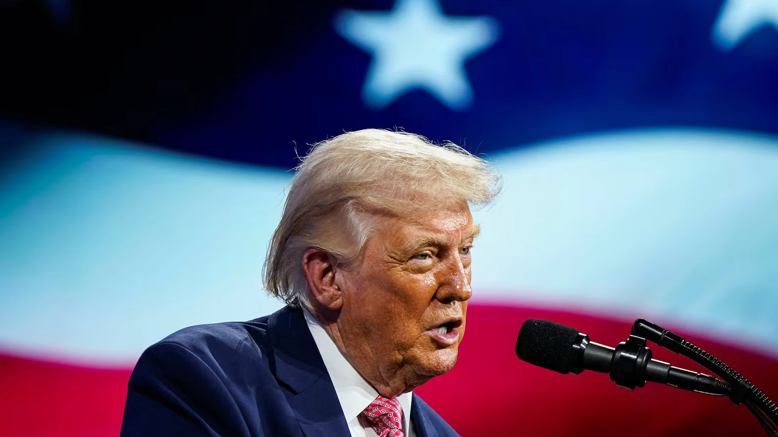 Trump: İran'ın 48 saat süresi kaldı, cehennemi yaşayacak