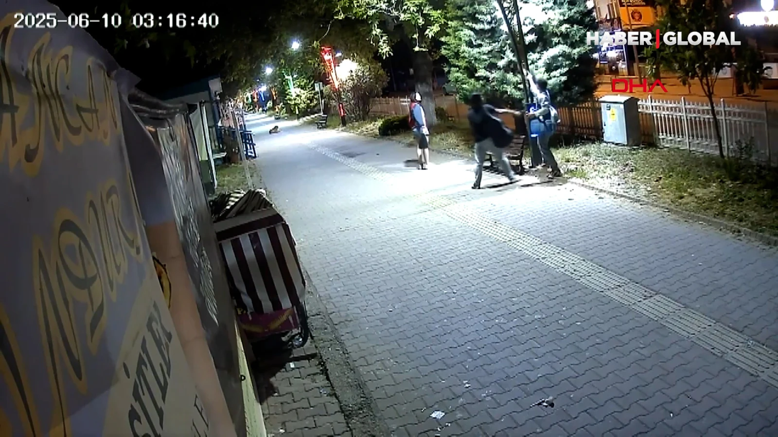 Kastamonu'da kamu malına 300 bin TL'lik hasar veren şahıs kamerada