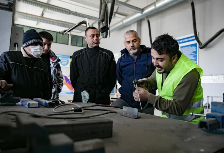 Büyükşehir, MERCEK ile kalifiye eleman yetişmesine öncülük ediyor