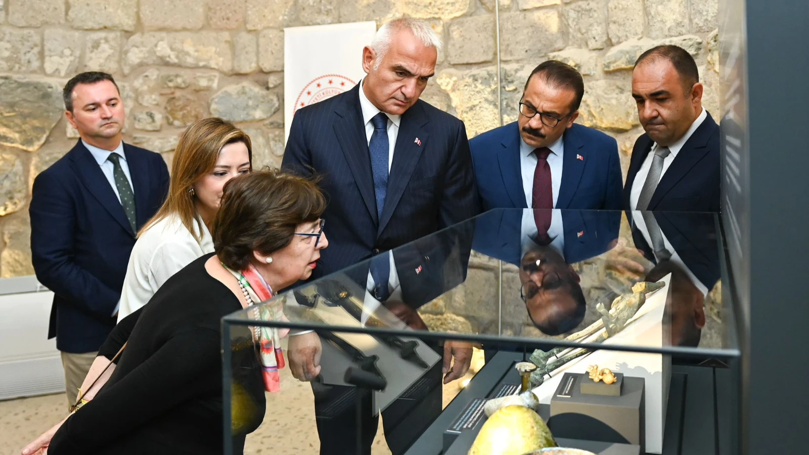 İsviçre'nin iade ettiği 7 tarihi eser Bodrum Kalesi'nde