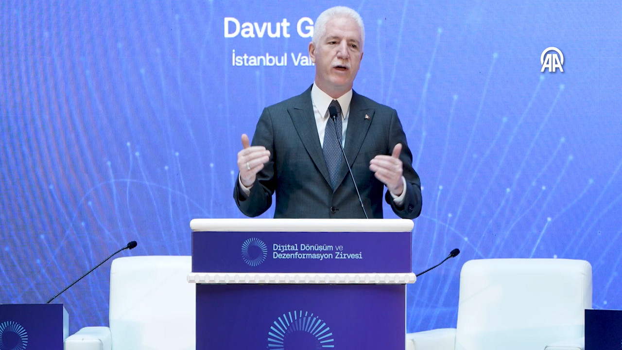'Dijital Dönüşüm ve Dezenformasyon Zirvesi' İstanbul'da gerçekleştirildi