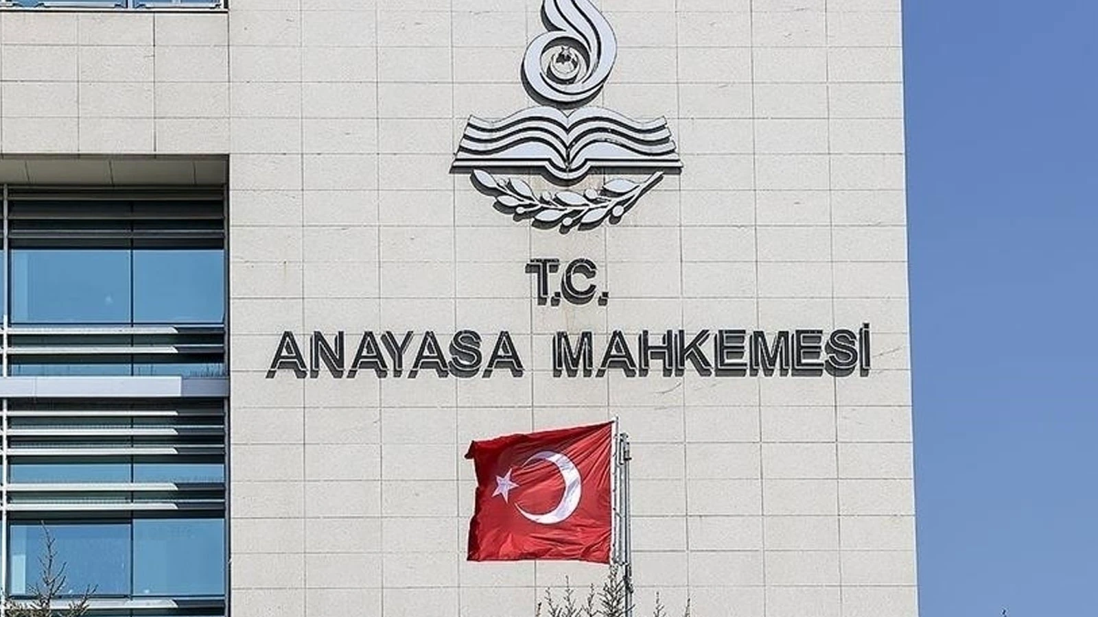 AYM'den engelli araç alımında ÖTV istisnasıyla ilgili karar