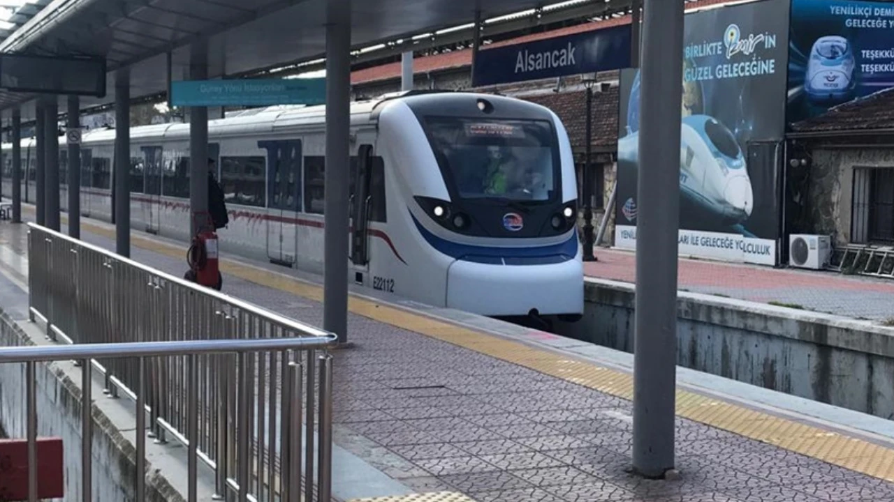 İzmir İZBAN grevde mi? İZBAN çalışıyor mu? Neden çalışmıyor?