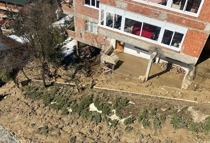 Rize'deki heyelanda tahliye edilen ev sayısı 16’ya çıktı
