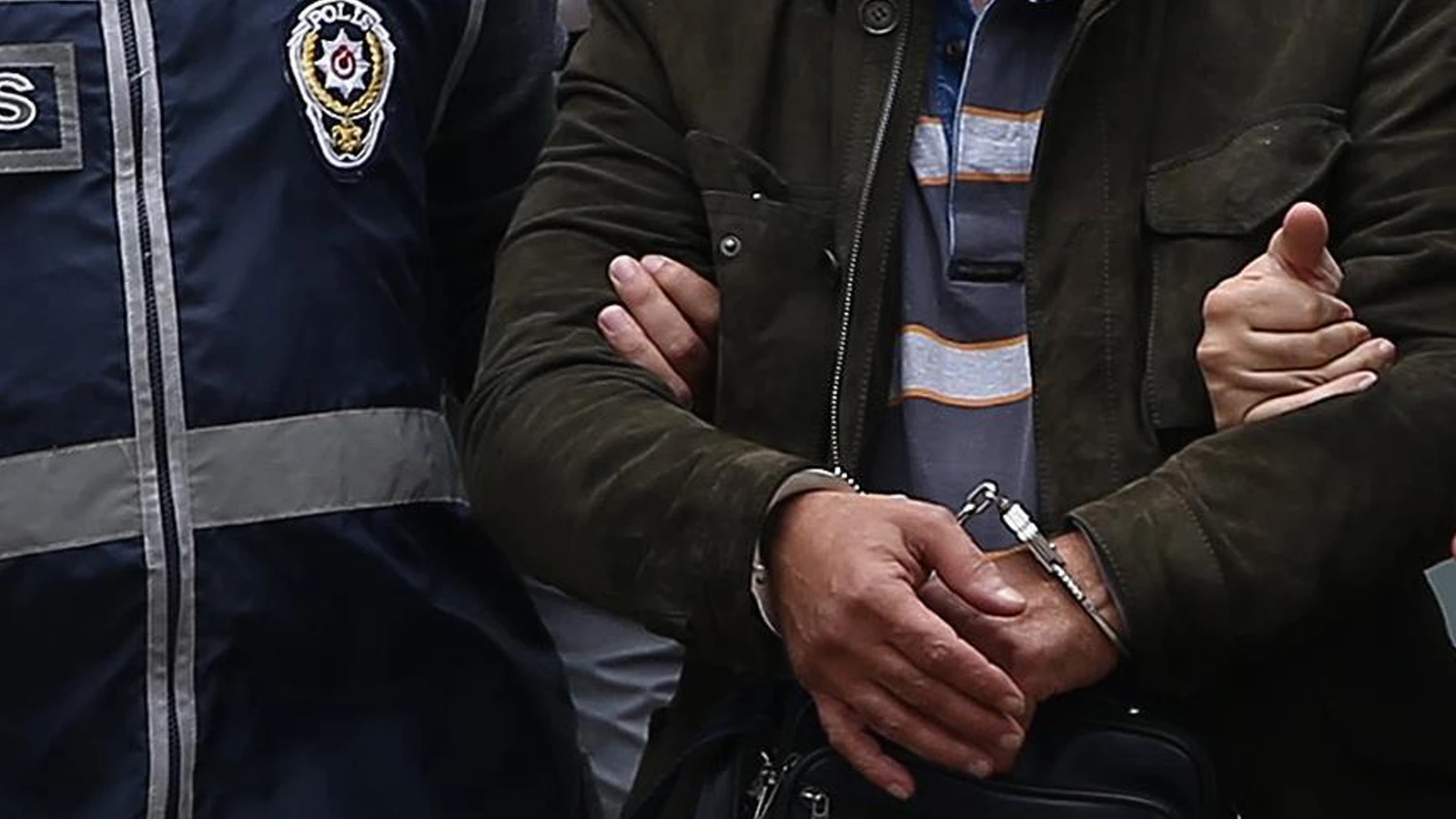İstanbul'da terör örgütü DEAŞ operasyonunda yakalanan 3 zanlı tutuklandı