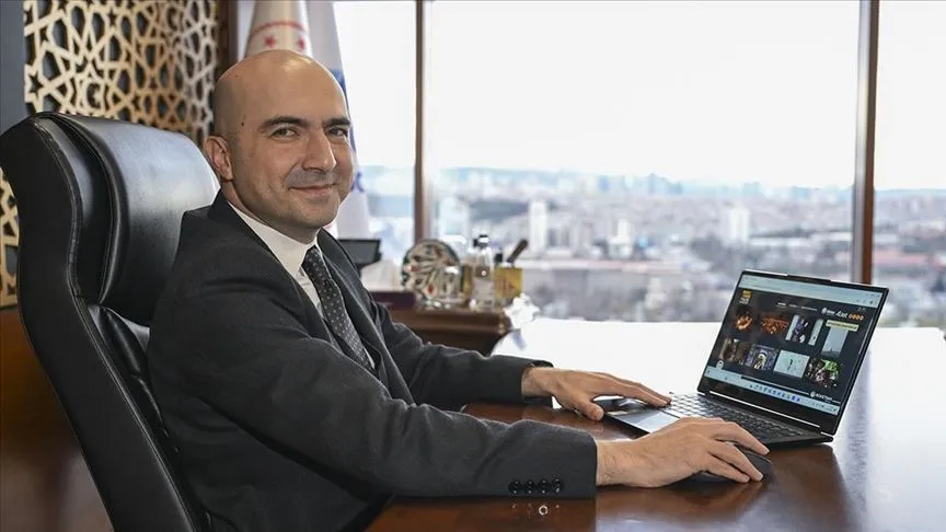 KOSGEB Başkanı İbrahimcioğlu, AA'nın "Yılın Kareleri" oylamasına katıldı