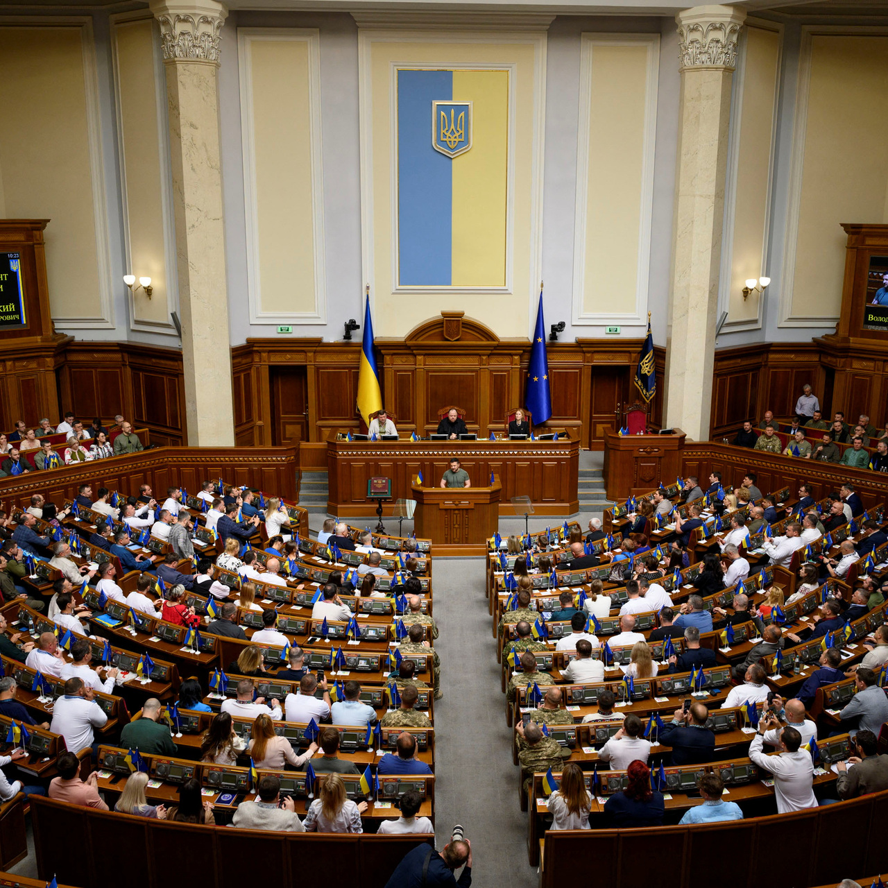 Ukrayna parlamentosundan ABD ile imzalanan anlaşmaya onay