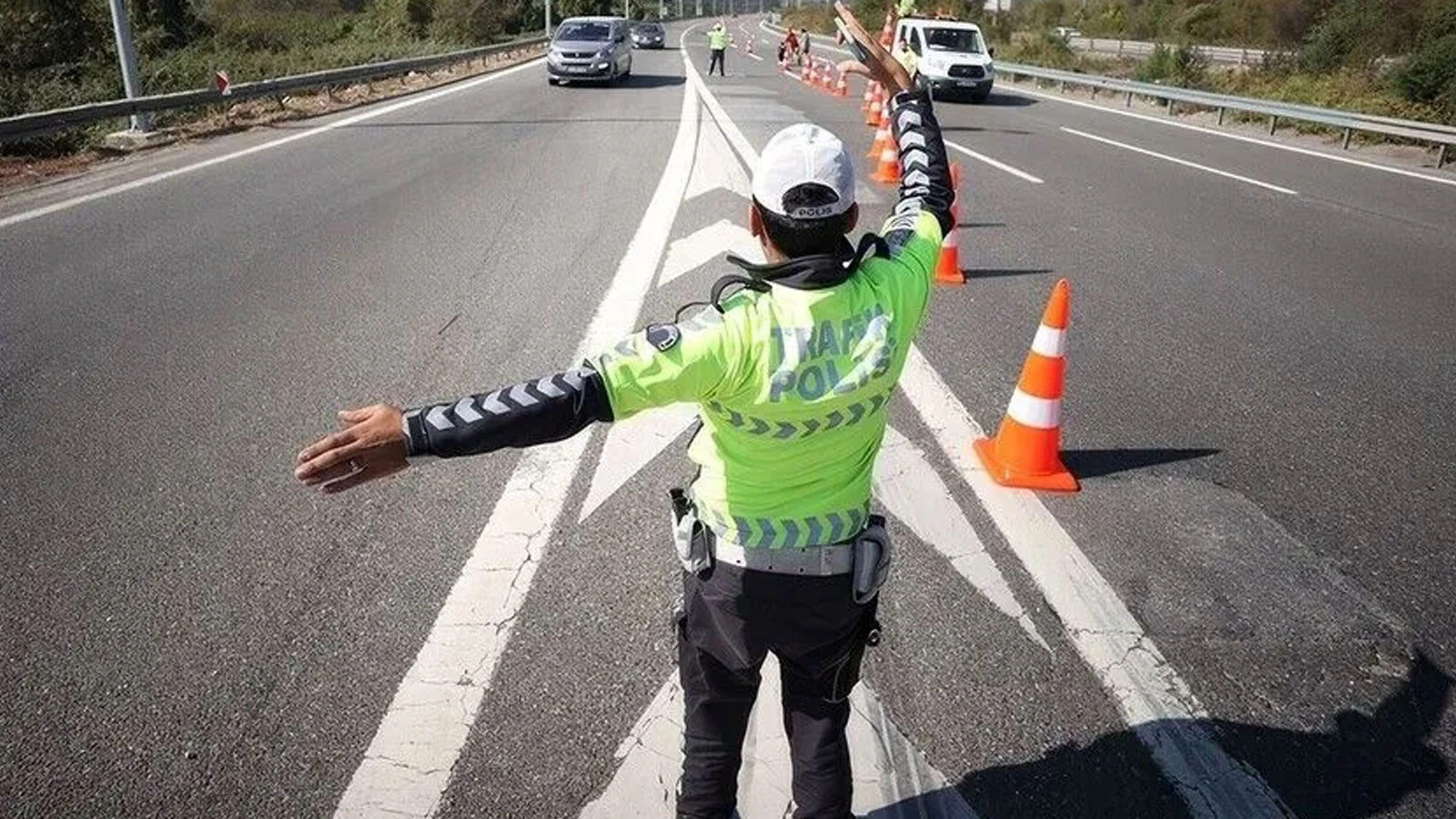 Sürücüler Dikkat! İstanbul'da Bazı Yollar Trafiğe Kapatılacak