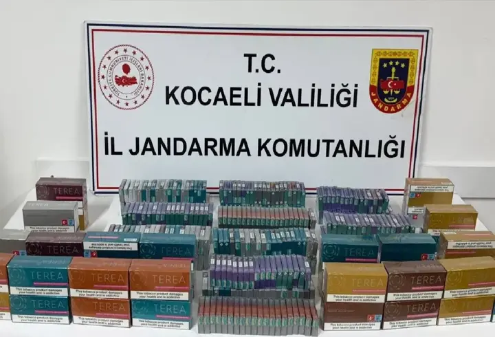 Gebze'de 5 milyon TL değerinde elektronik sigara ele geçirildi; 4 gözaltı