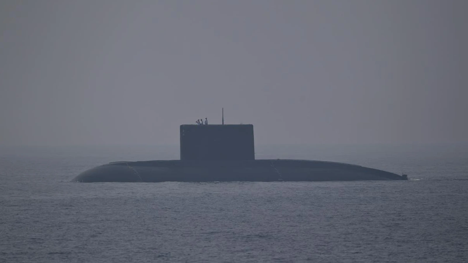Atlantik’te 1,7 ton kokain taşıyan denizaltı ele geçirildi