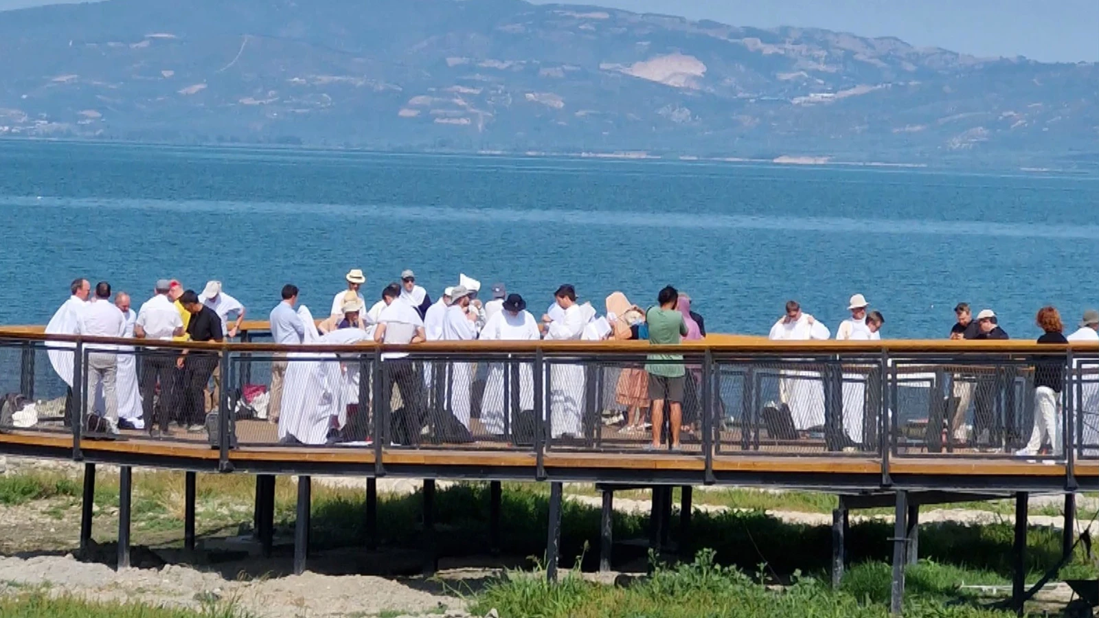 Fransa'dan gelen 42 akademisyen, İznik'te ayin yaptı