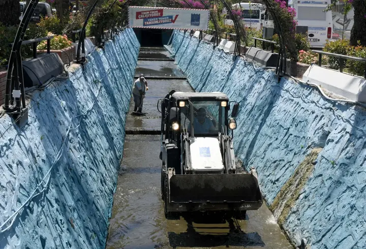 Damlacık Deresi'nde hijyen ve temizlik çalışması