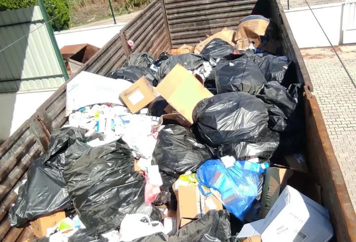 Yunusemre'de 3 bin 200 kilogram evsel atık ilaç imha edilmek üzere toplandı
